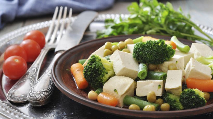 How should a vegetarian diet to lose weight?