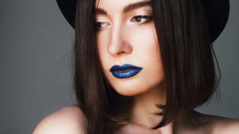 Blue lipstick: who is it good for and how to best apply it