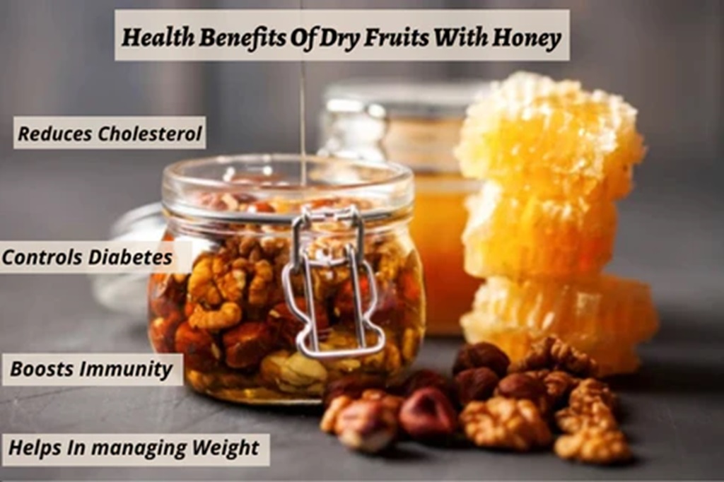 Benefits of Dry Fruits and Nuts Mixed with Honey