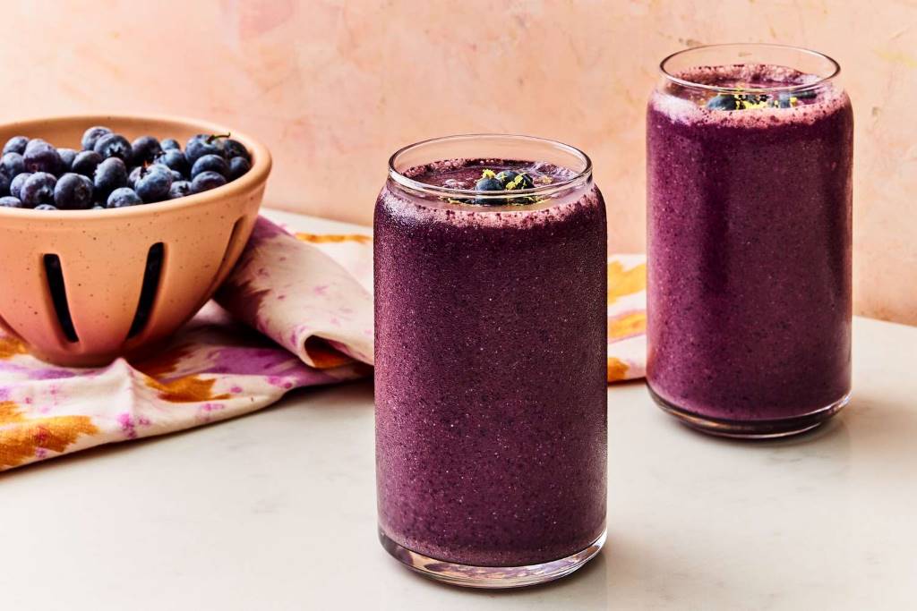 Berry Green Slim-Down Smoothie